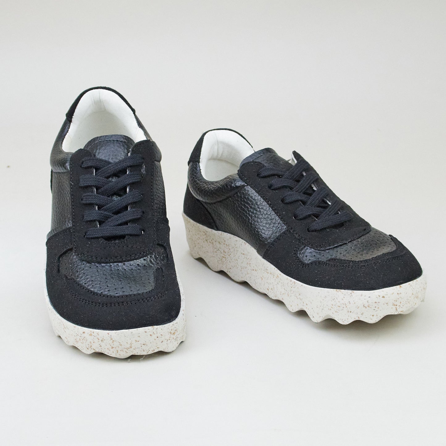 Asportuguesas COBB L ECO LEAT BLACK