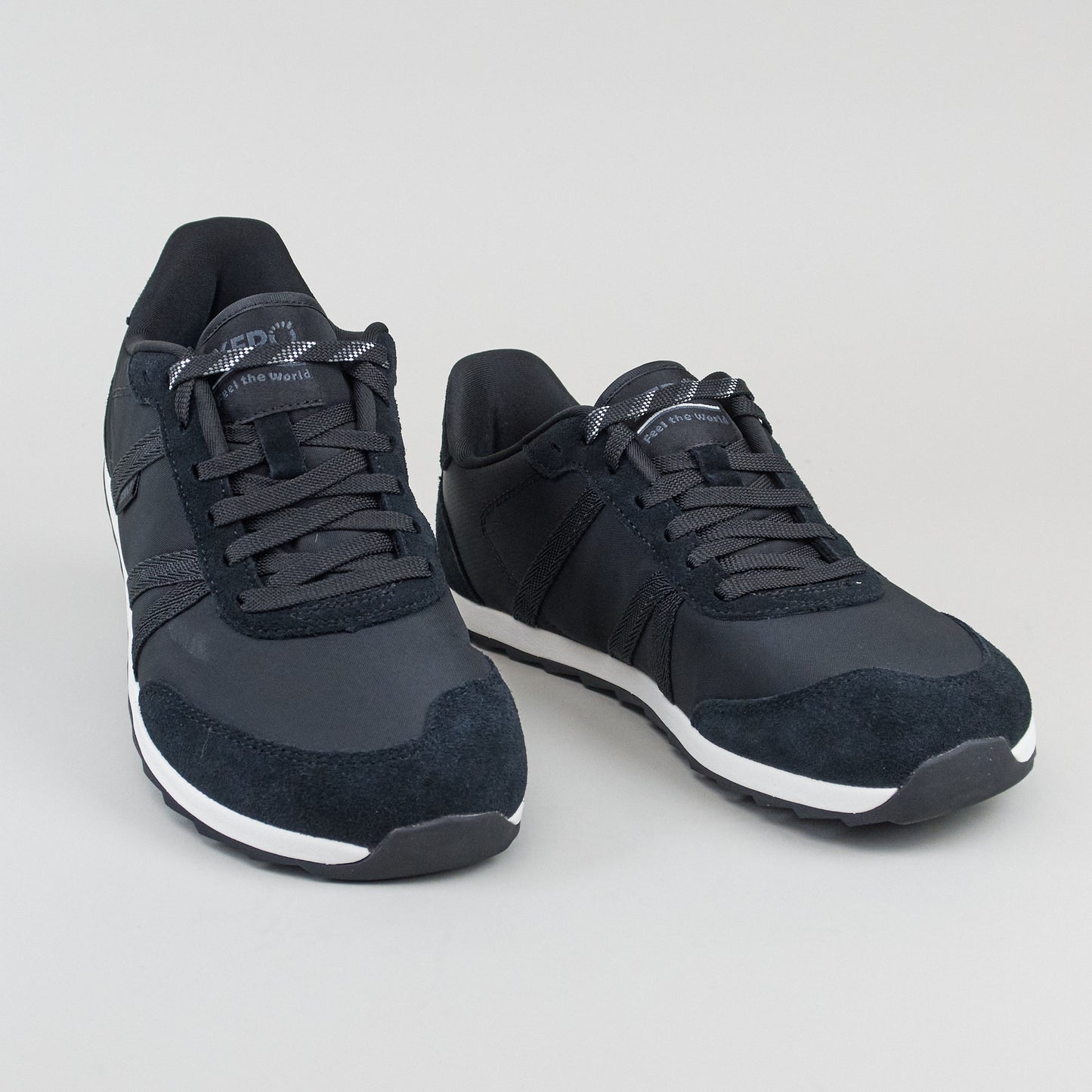 Xero Shoes Wynn Black / White