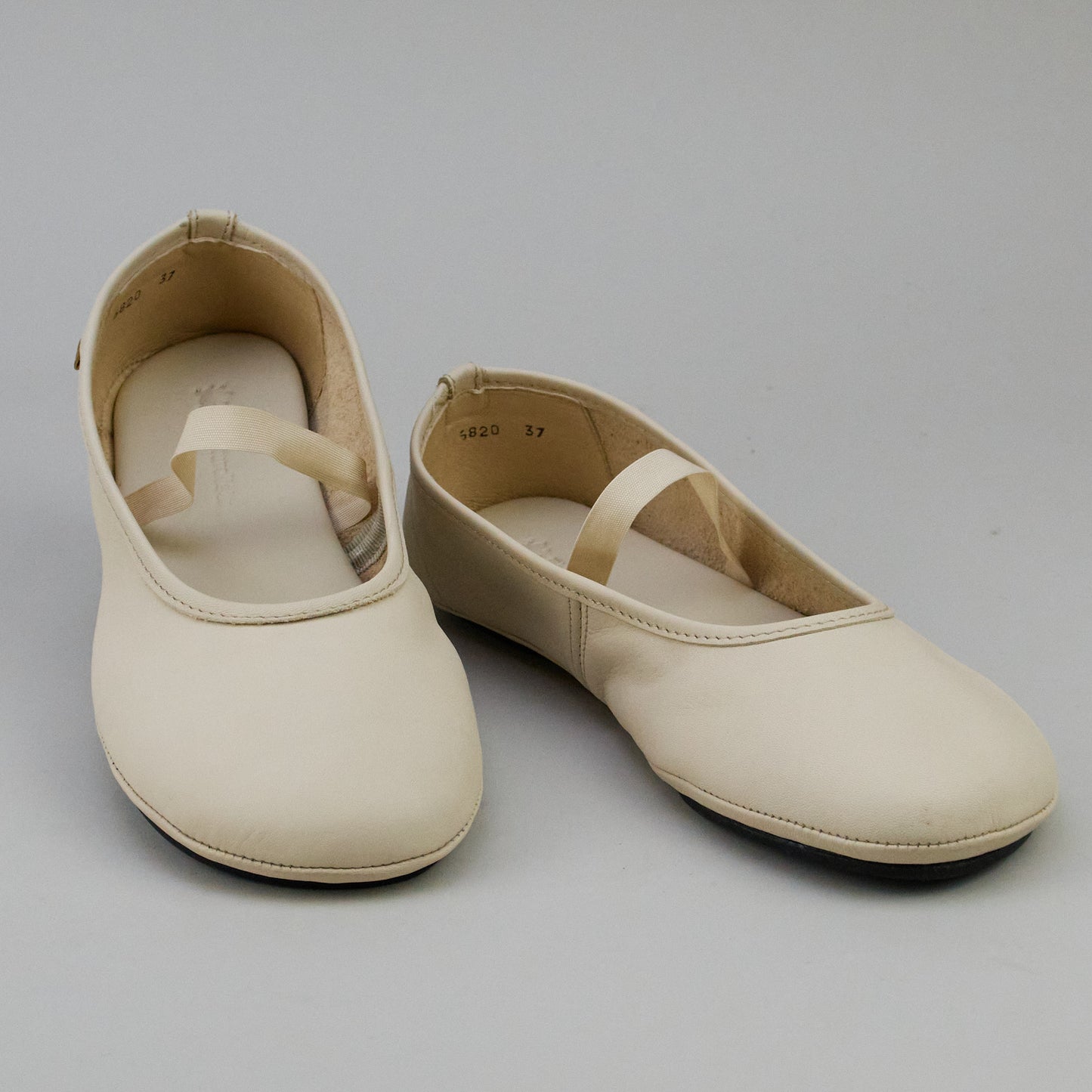 El Naturalista Ballerinas ESSENCE SOFT NAPPA CREAM Women