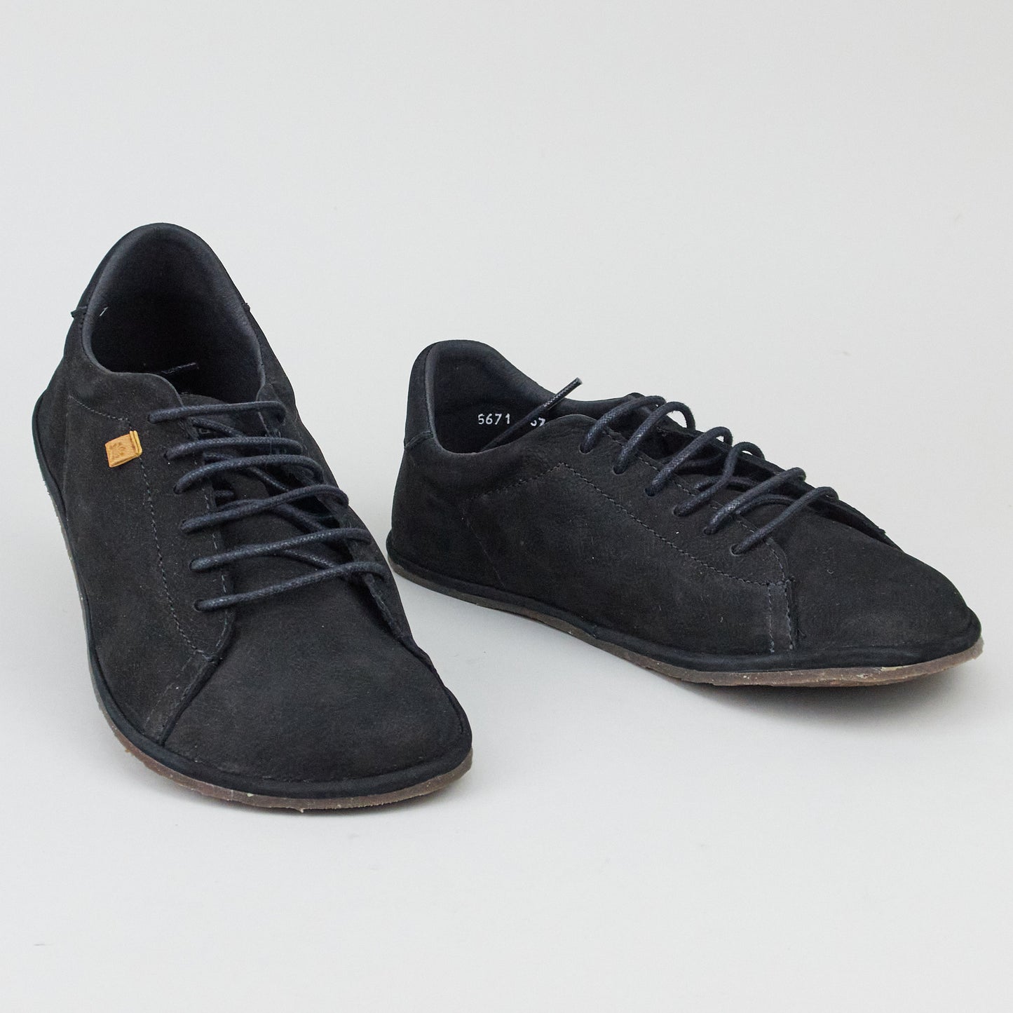El Naturalista BARE NOBUCK LAVADO BLACK