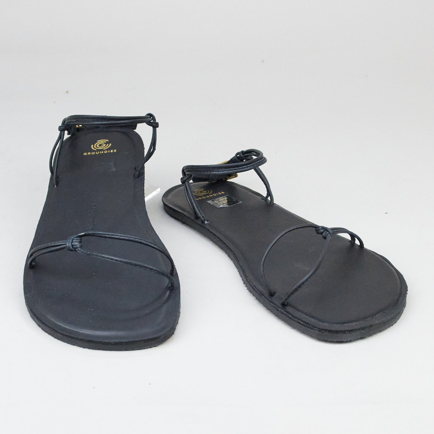 Groundies Cadiz Women Black Anatomic Toebox