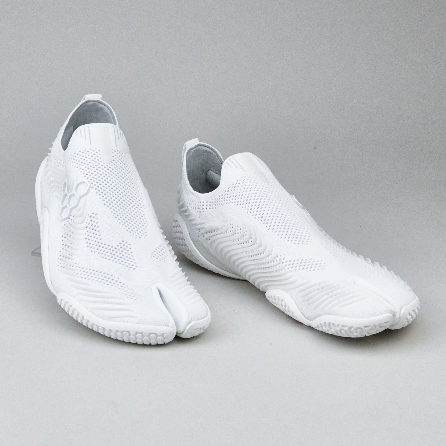 Vivobarefoot MOTUS FLEX TABI Bright White TEXTILE Womens