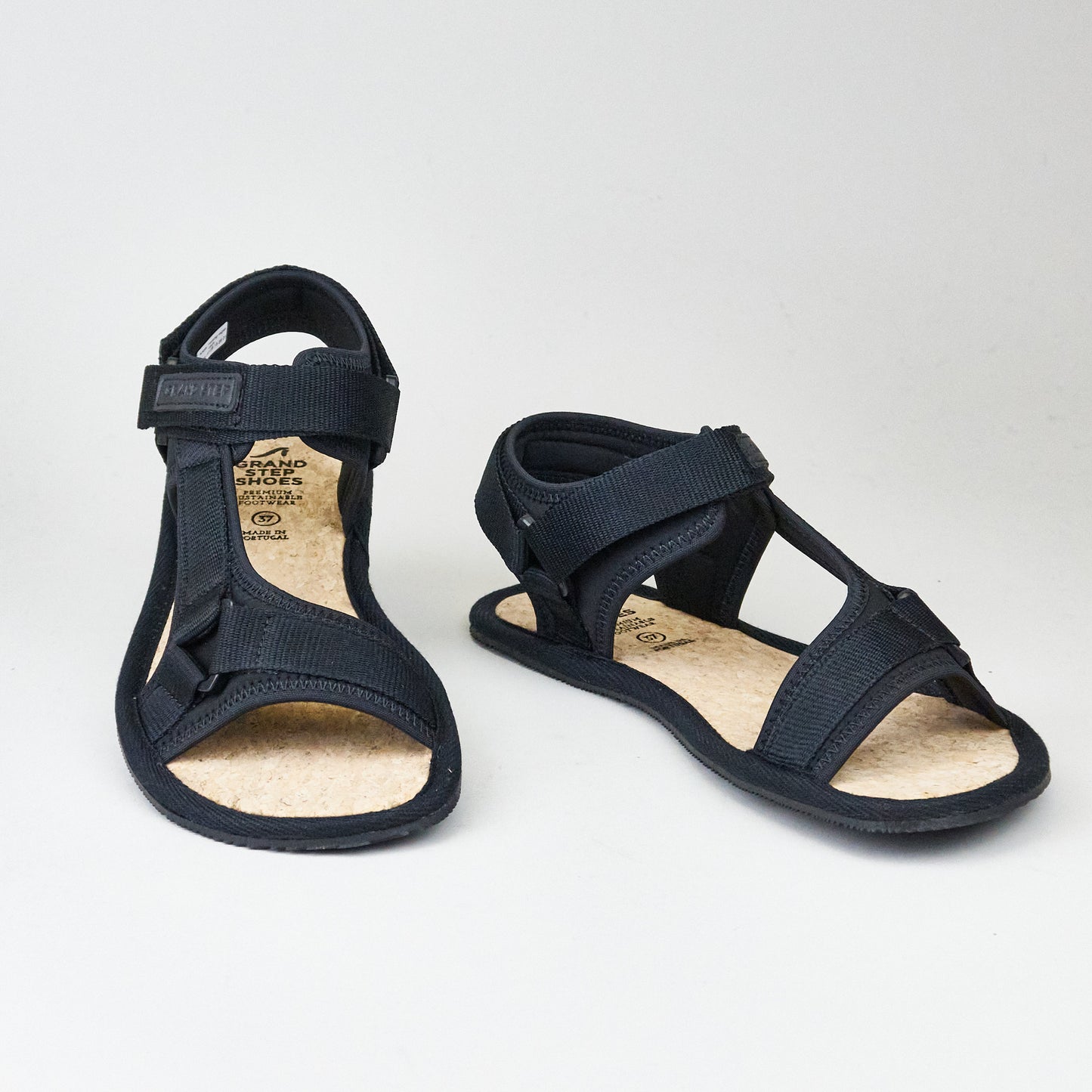 Grand Step Tracking BAREFOOT Black Vegan Sandals Women