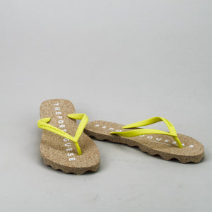 As Portuguesas Base L Natural/ Yellow